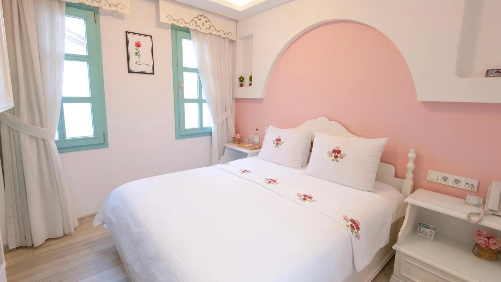 ***  Sigacik Gardenya Buti̇k Otel Türkiye